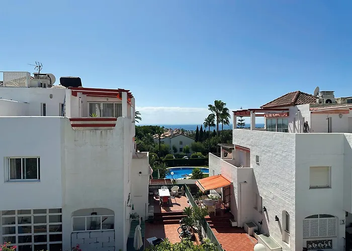 Nagueeles On The Golden Mile * Marbella