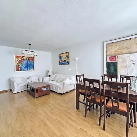 Σπίτι διακοπών Nagueeles On The Golden Mile Μαρμπέλλα