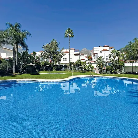 Nagueeles On The Golden Mile * Marbella